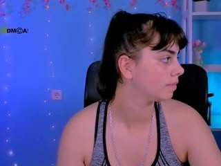 lumi-soft live webcam show