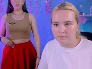 lumi-soft live webcam show