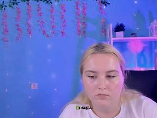 lumi-soft live webcam show