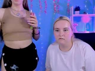 lumi-soft live webcam show