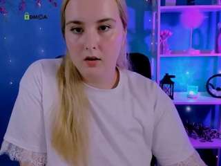 lumi-soft live webcam show