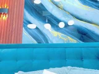 violeta-0426's CamSoda show and profile