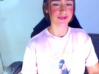 dreammesshall Live Webcam on CamSoda