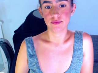 dreammesshall Live Webcam on CamSoda