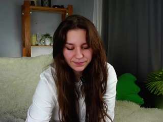 Mary live cam preview