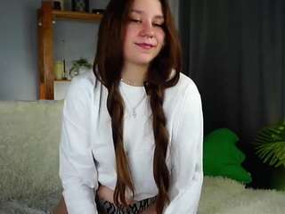 Mary live cam preview