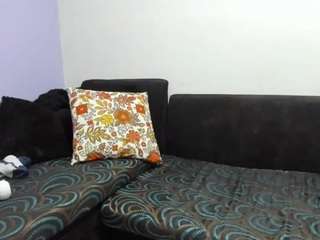 angelaandeliot live cam profile