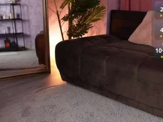 Live webcam model babyyysexual on Soda Cams