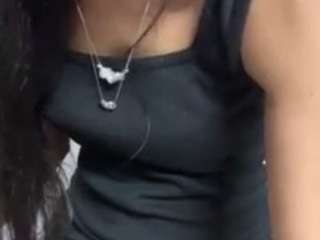 desiremaya, female webcam model,  years old, on live webcam