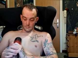 DREW181818 live cam — asshole, brown eyes, brown hair