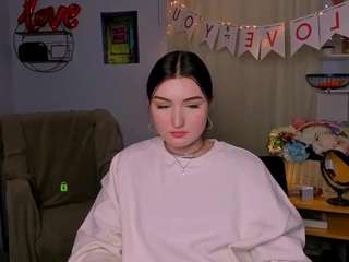 fibi-meow Live Webcam on CamSoda