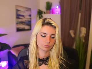 jetpearl's CamSoda show and profile