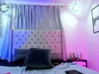 nicoleemillerr from CamSoda