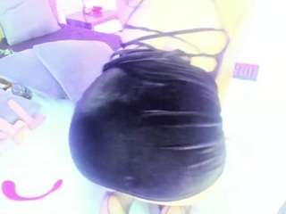 nicoleemillerr live cam profile