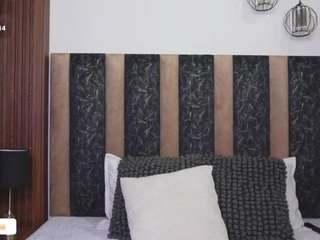 Live webcam model rapuncelcute on Soda Cams