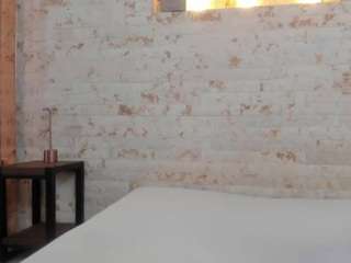 rebecca-ponce webcam