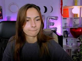 Live webcam model sicilia-shine on Soda Cams