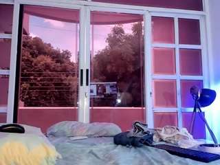 Vanessa live webcam show