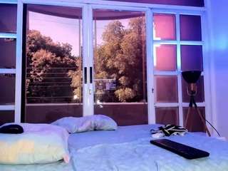 Vanessa live webcam show