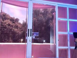 Vanessa live cam preview