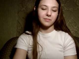 le modèle anneliesedeaguero est en webcam porno dans un show sur le site camsoda, il possède les tags suivants: ass,skinny,natural,nature,no drinking,no smoking,public,pussy,sexy,shower,solo,lingerie,spank,squirt,strip,striptease,tease,teen 18,thin,wet