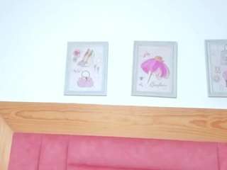 Live webcam model barbie-collins on Soda Cams