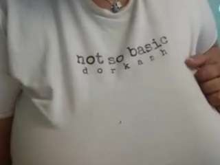 bustytastychanel webcam