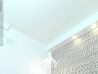 Cristine-Ross live webcam on Soda Cams