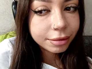 Live webcam model georgiannabruin on Soda Cams