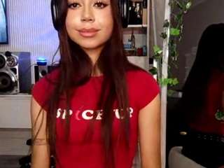 Live webcam model georgiannabruin on Soda Cams