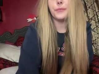 Live webcam model hazelfr33bird on Soda Cams