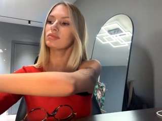 Live webcam model jeannetteswarn on Soda Cams