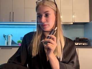 jeannetteswarn's CamSoda show and profile