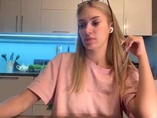 jeannetteswarn's CamSoda show and profile