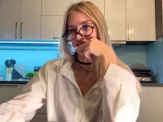 jeannetteswarn's CamSoda show and profile