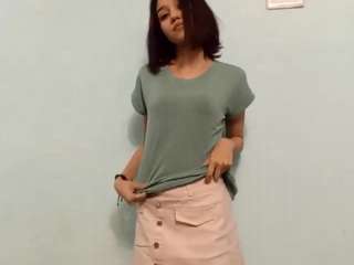 Live webcam model linneagarcia on Soda Cams