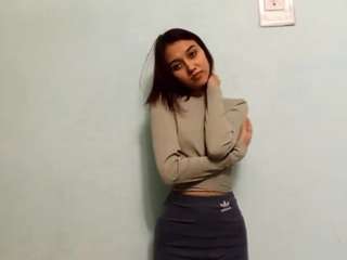 Live webcam model linneagarcia on Soda Cams