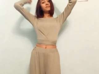 Live webcam model linneagarcia on Soda Cams