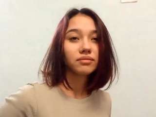 Live webcam model linneagarcia on Soda Cams