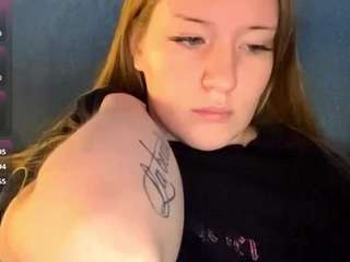 le modèle maribethcaffie est en webcam porno dans un show sur le site camsoda, il possède les tags suivants: ahegao,shaved pussy,natural,nature,no drinking,no smoking,orgasm,pov,public,pussy,sexy,skinny,ass,solo,spank,strip,striptease,tattoos,tease,teen (18+)