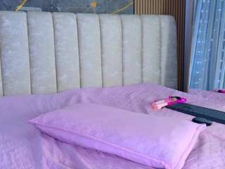 mia-scot Sex Cam Show