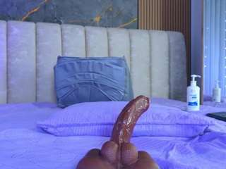 mia-scot live cam preview
