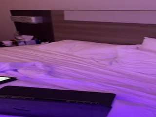 mr-mrs-glitter webcam