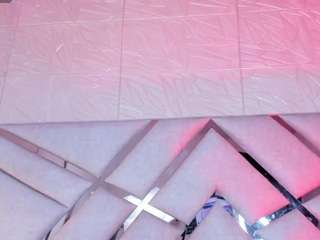 Live webcam model gemmarobertss on Soda Cams