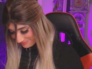nia-moon webcam