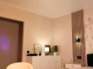 charolettearendt's live room