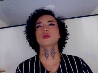 dariannys-atehortua Live Webcam on CamSoda