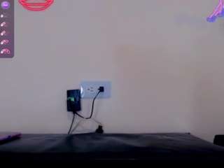 dariannys-atehortua live cam profile