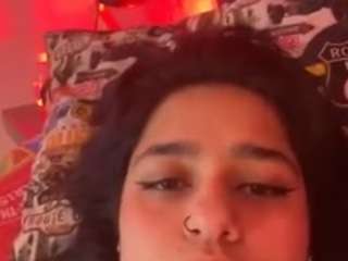 Live webcam model kiraraboo on Soda Cams