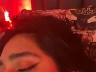 Live webcam model kiraraboo on Soda Cams